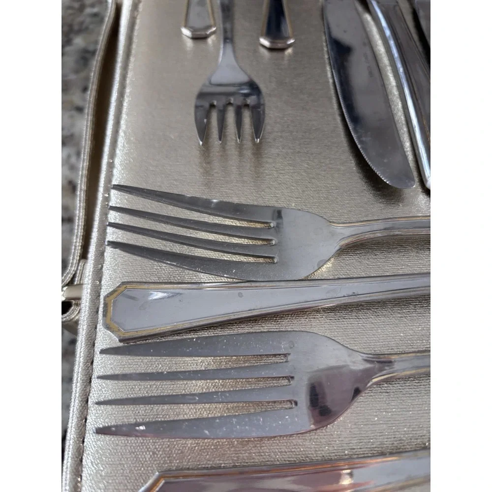 Towle Hard To Find Stainless Flatware‎ Beacon Hill Pattern With Gold Trim. 3126